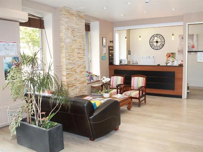 ברסט Hotel Bellevue 2*,  צרפת