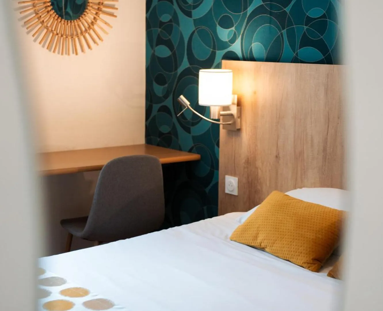 **  ברסט Hotel Bellevue צרפת
